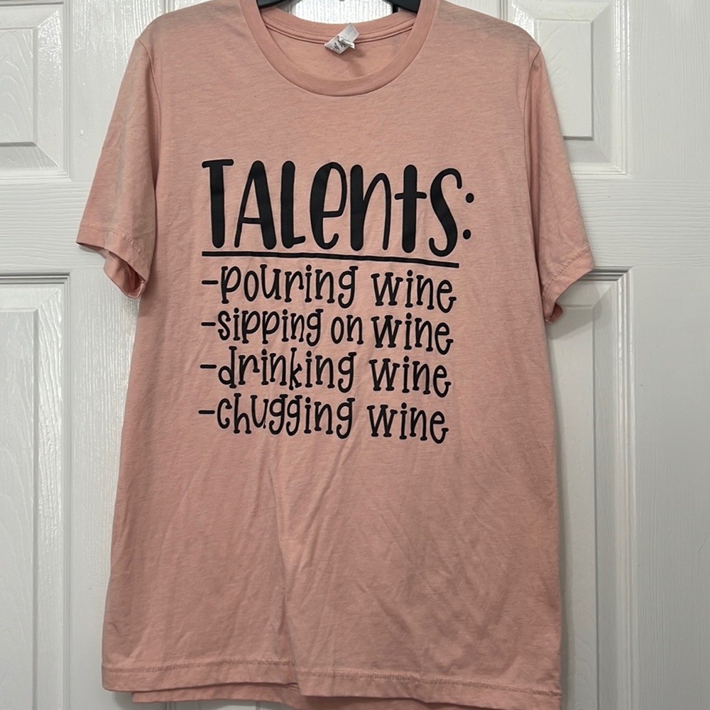 NWOT Wine lover graphic tee